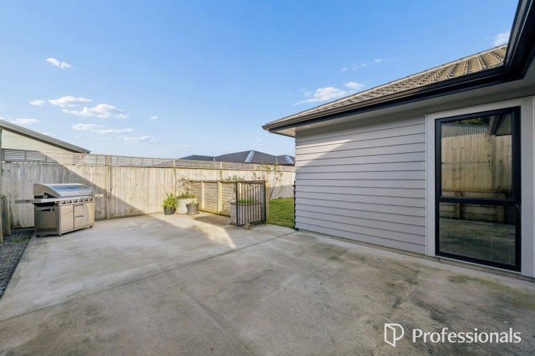 Photo of property in 6 Jack Vaughan Grove, Wainuiomata, Lower Hutt, 5014