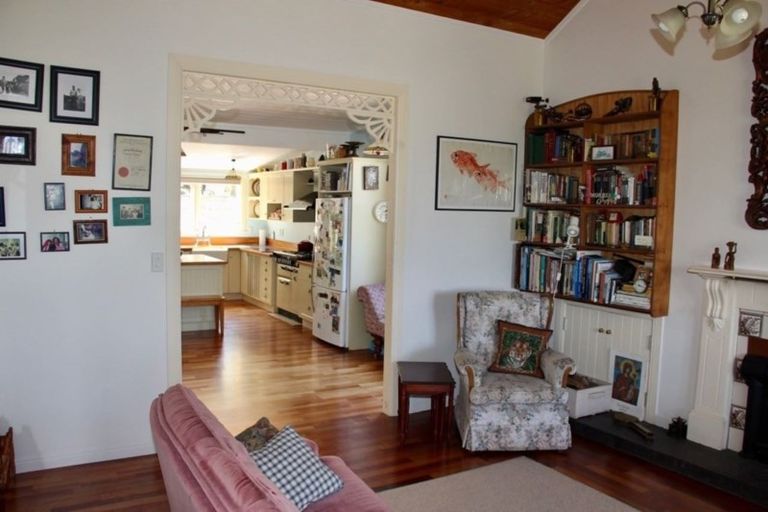 Photo of property in 152 Moewai Road, Whitianga, 3591