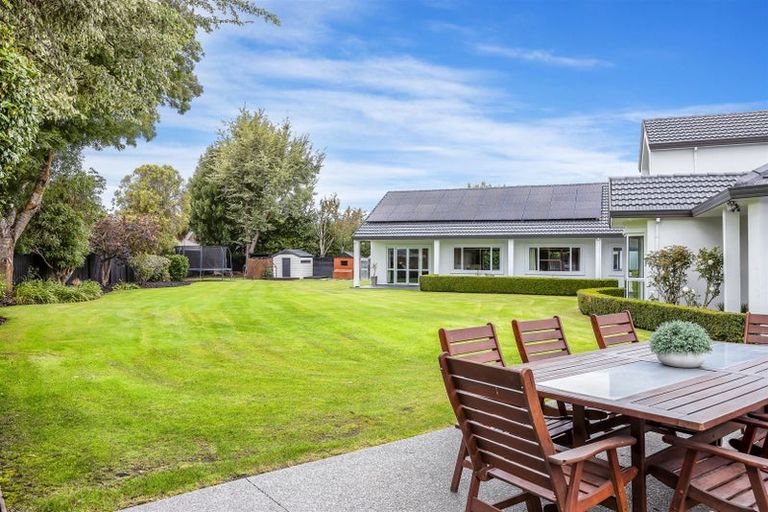 Photo of property in 52 Regent's Park Drive, Casebrook, Christchurch, 8051