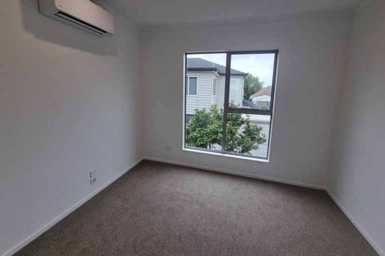 Photo of property in 57 Ngae Place, Mangere East, Auckland, 2024