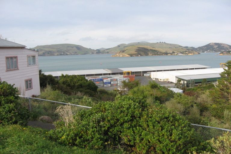 Photo of property in 42 Constitution Street, Port Chalmers, 9023