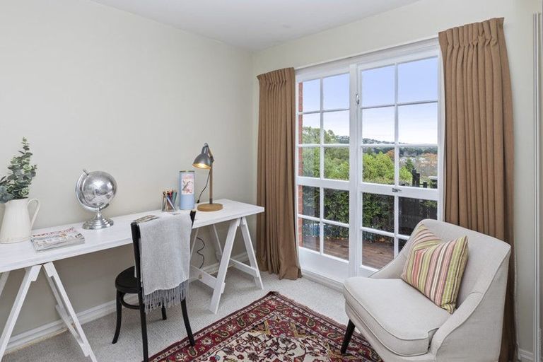 Photo of property in 40 Bengal Drive, Cashmere, Christchurch, 8022