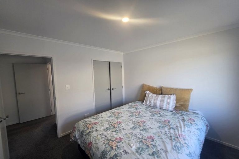 Photo of property in 28 Komata Crescent, Papamoa Beach, Papamoa, 3118