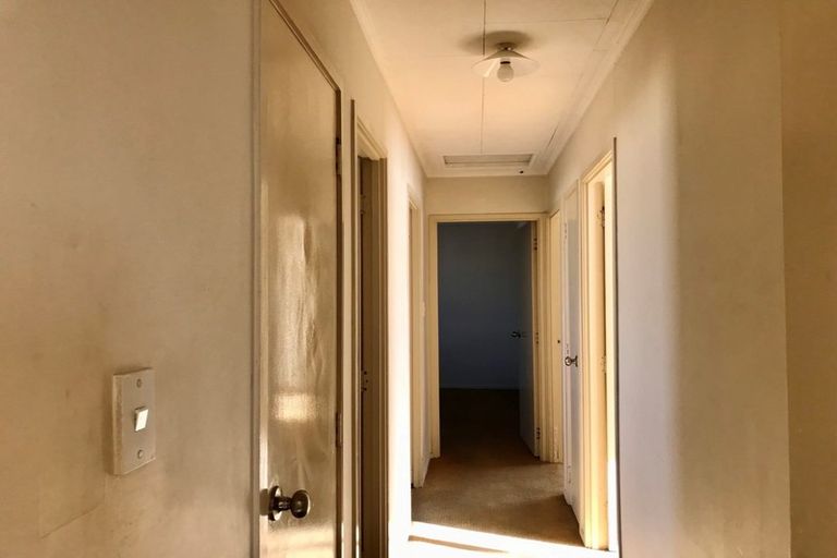 Photo of property in 9 Rountree Place, Conifer Grove, Takanini, 2112
