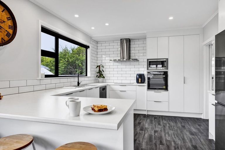 Photo of property in 38 Hunter Street, Hawera, 4610