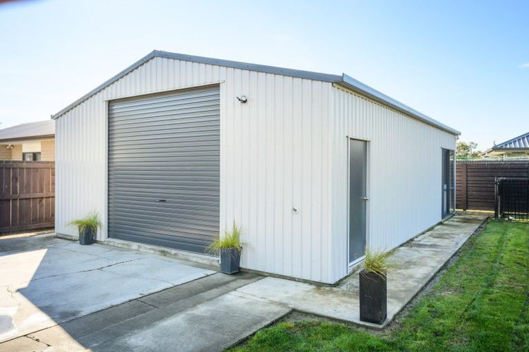 Photo of property in 7 Colonial Place, Kelvin Grove, Palmerston North, 4414