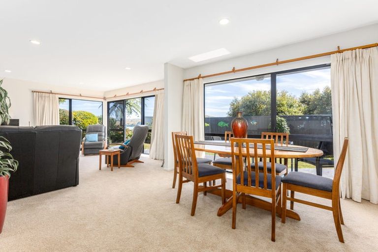 Photo of property in 20 The Masthead, Whitby, Porirua, 5024