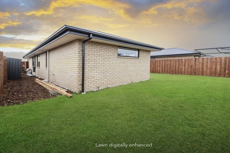 Photo of property in 11 Nepia Lane, Rolleston, 7615