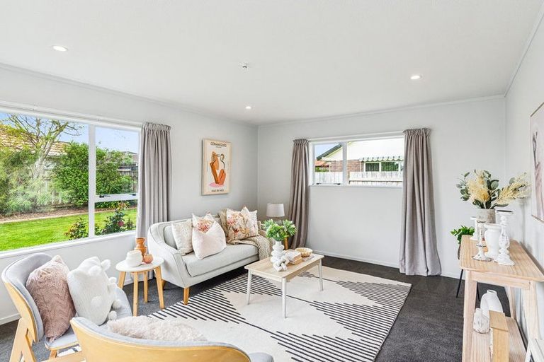 Photo of property in 24 Rangiatea Street, Paraparaumu Beach, Paraparaumu, 5032