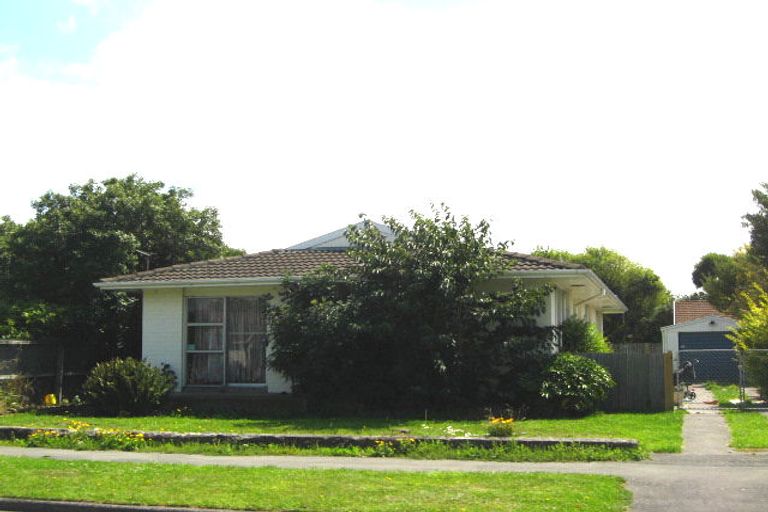 Photo of property in 104 Rowley Avenue, Hoon Hay, Christchurch, 8025