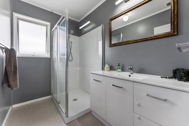 Photo of property in 35 Shelton Place, Feilding, 4702