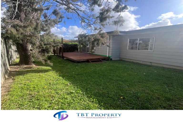 Photo of property in 77a Rosier Road, Glen Eden, Auckland, 0602