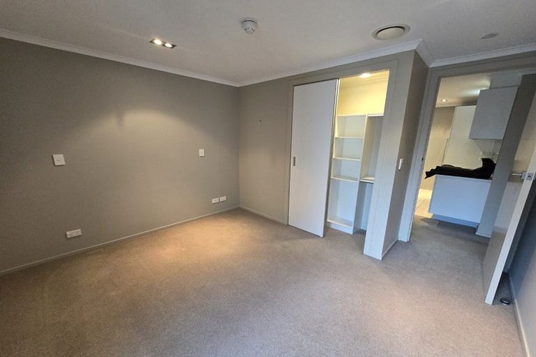 Photo of property in Bellagio Apartments, 5e/39 Taranaki Street, Te Aro, Wellington, 6011