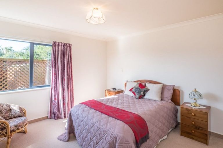 Photo of property in 3 Rifleman Lane, Paraparaumu Beach, Paraparaumu, 5032