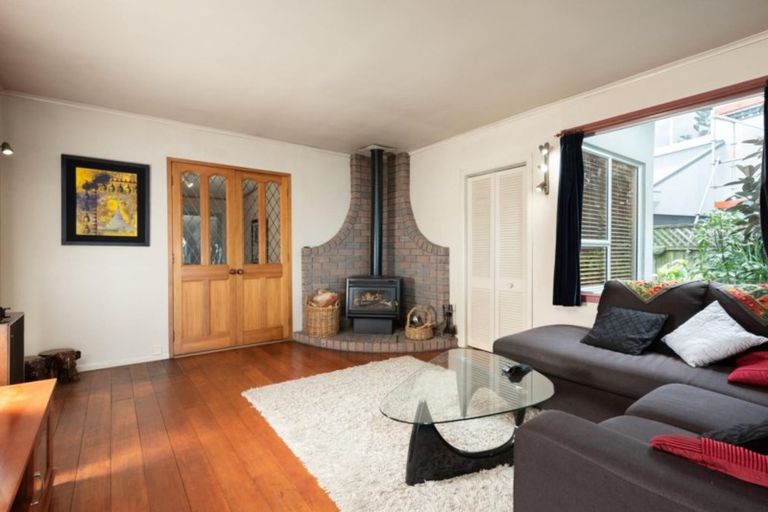 Photo of property in 131 Karewa Parade, Papamoa Beach, Papamoa, 3118