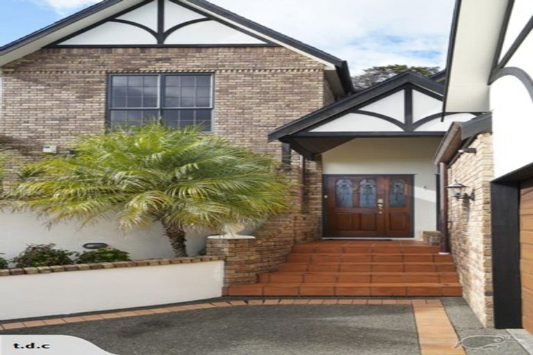 Photo of property in 30 Chamari Close, Titirangi, Auckland, 0604