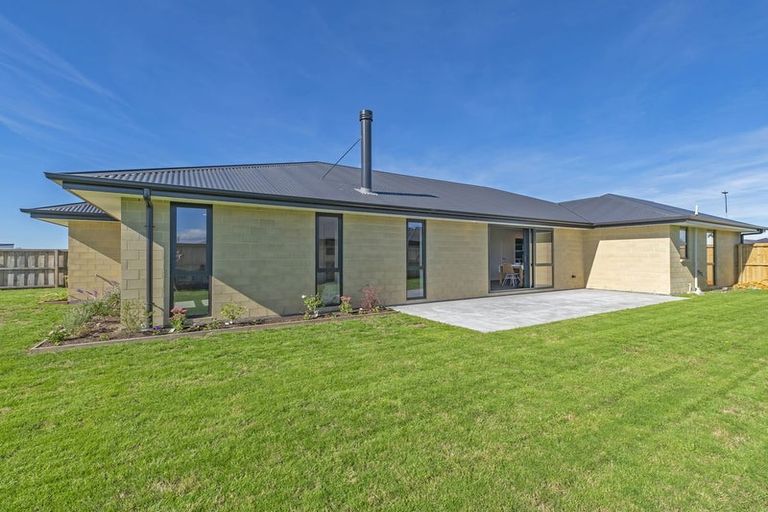 Photo of property in 38 Graeme Foote Street, Darfield, 7510