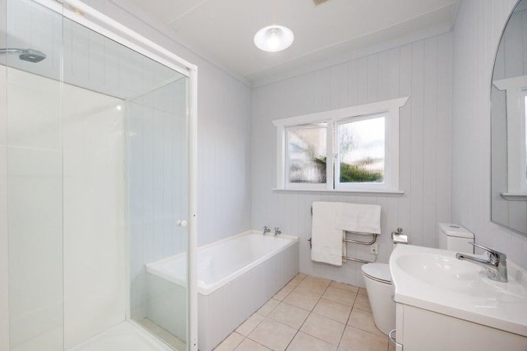 Photo of property in 462 Featherston Street, Palmerston North, 4414