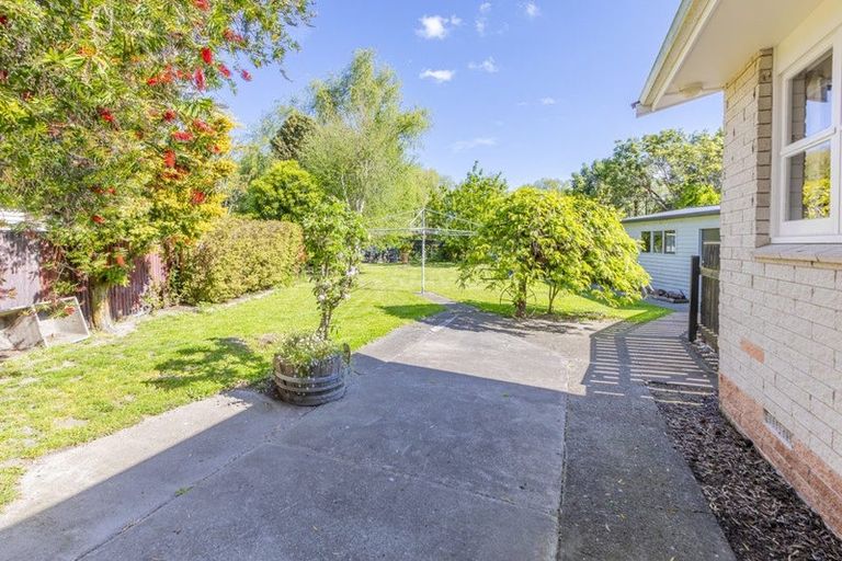 Photo of property in 11 Woburn Street, Waipukurau, 4200