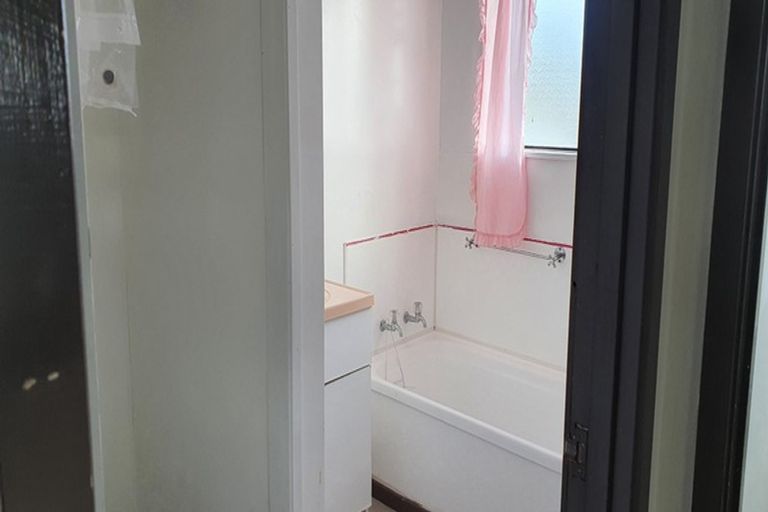 Photo of property in 19a-0b Menzies Place, Paeroa, 3600