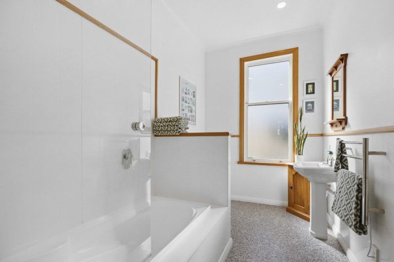 Photo of property in 33 Highgate, Belleknowes, Dunedin, 9011