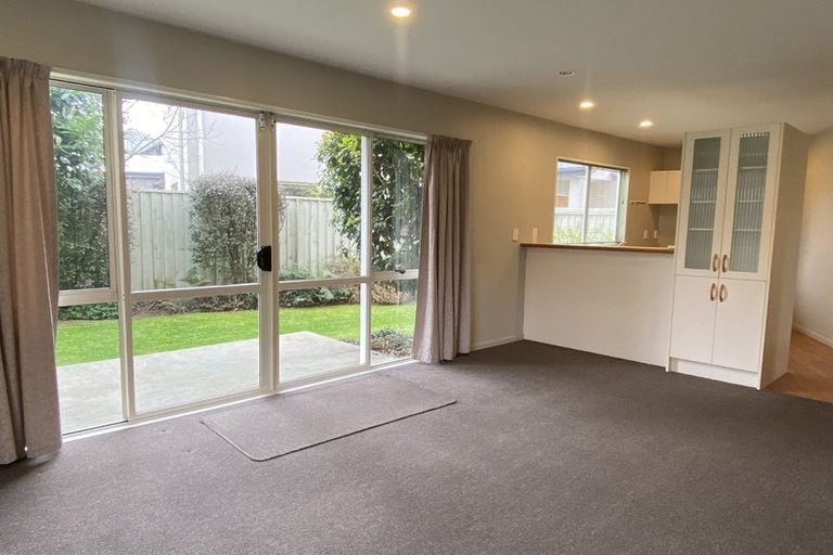Photo of property in 35 Parade Court, Addington, Christchurch, 8024