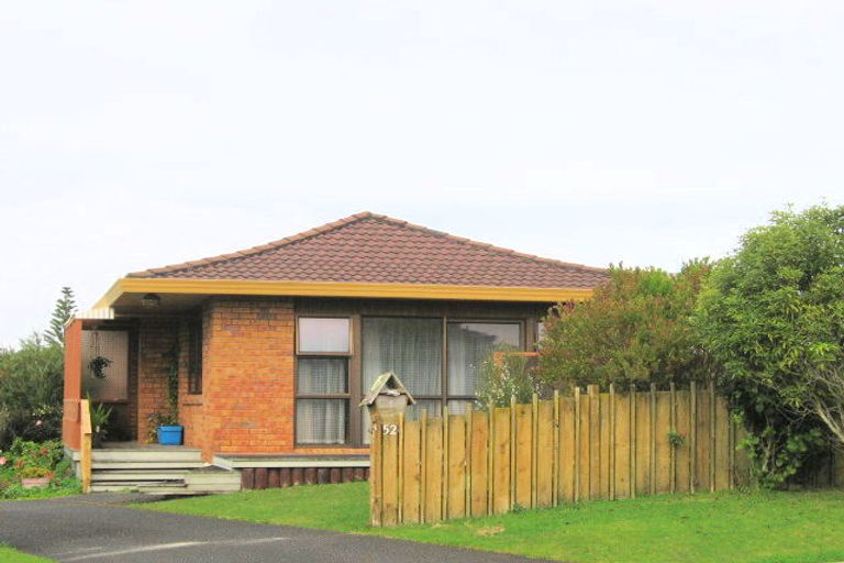 Photo of property in 2/52 Rosario Crescent, Red Beach, 0932