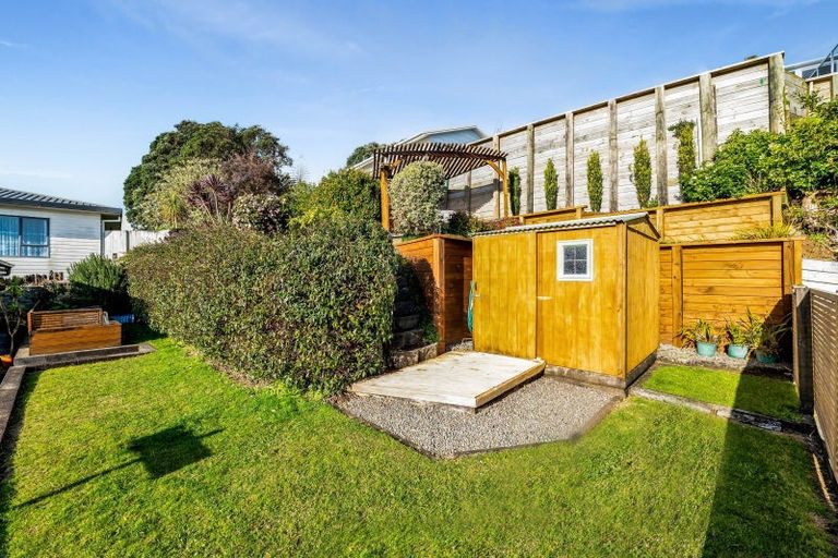 Photo of property in 20 Rosendale Avenue, Spotswood, New Plymouth, 4310