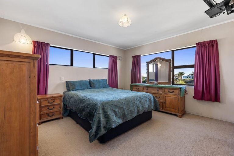 Photo of property in 816 Papamoa Beach Road, Papamoa Beach, Papamoa, 3118