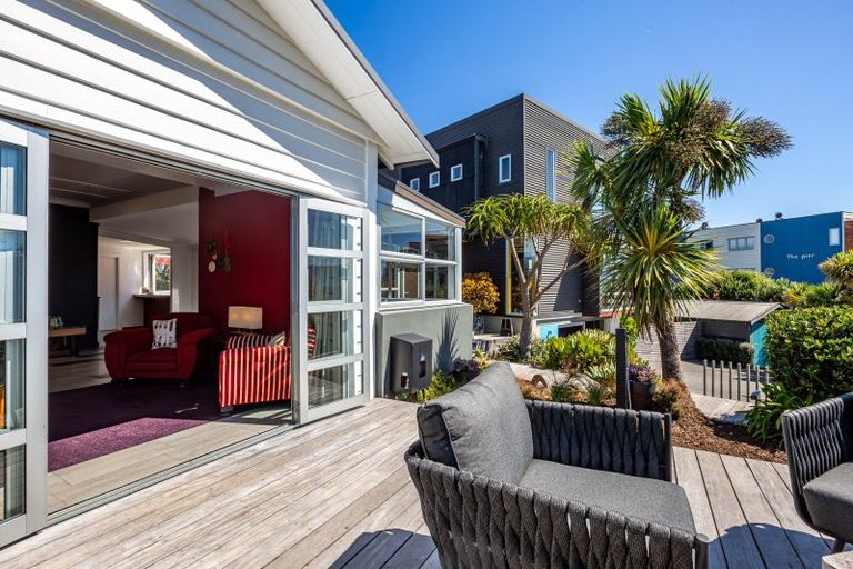 Photo of property in 3 Seaview Road, Paraparaumu Beach, Paraparaumu, 5032