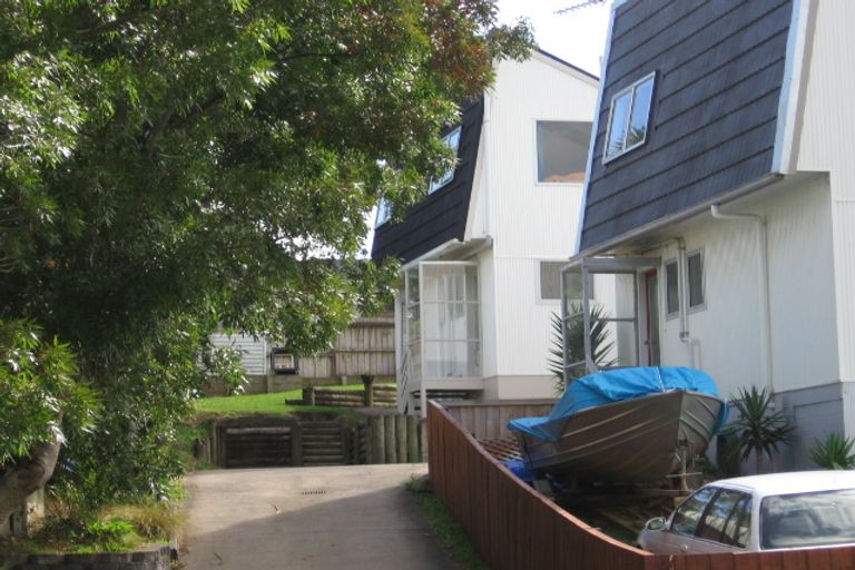 Photo of property in 2/21 Imogene Way, Half Moon Bay, Auckland, 2012