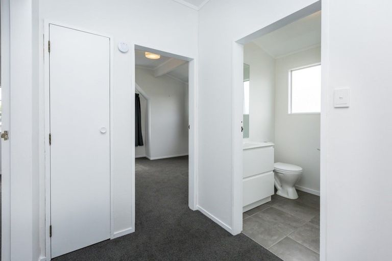 Photo of property in 11f5- John Street, Trentham, Upper Hutt, 5018