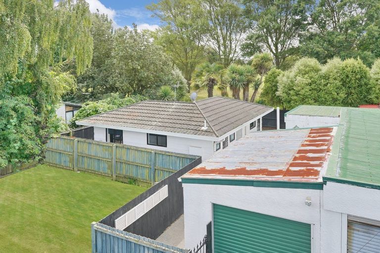 Photo of property in 33 Seymour Street, Hornby, Christchurch, 8042