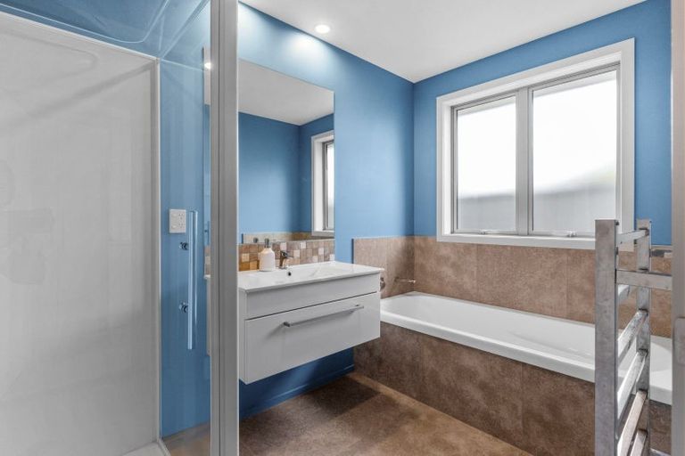 Photo of property in 17 Margaret Avenue, Havelock North, 4130