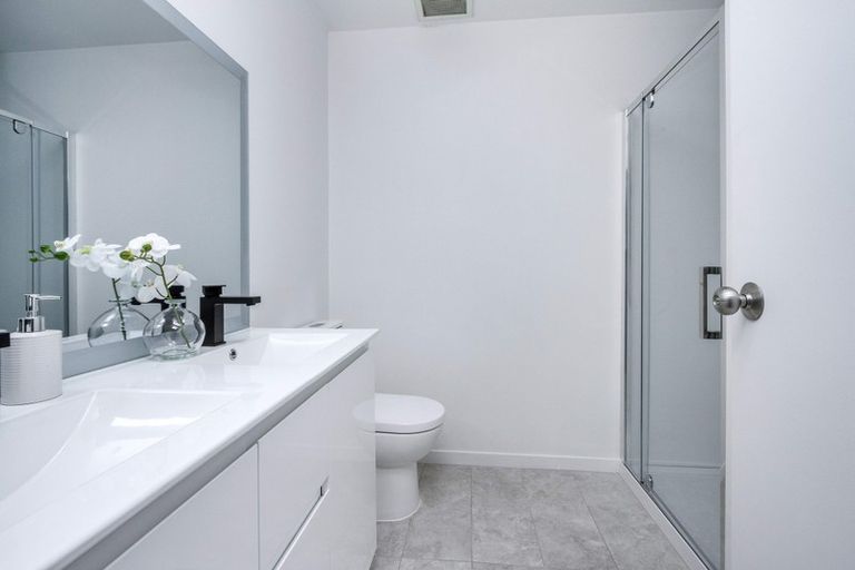 Photo of property in 12/241 Hinemoa Street, Birkenhead, Auckland, 0626