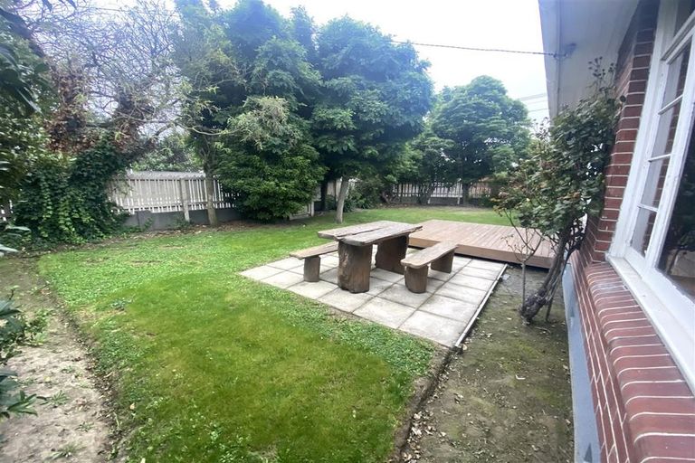 Photo of property in 28 Coronation Street, Spreydon, Christchurch, 8024