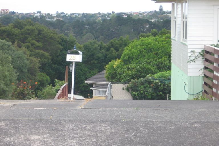 Photo of property in 28 Seaview Road, Glenfield, Auckland, 0629