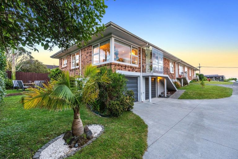 Photo of property in 3/3 Marsh Avenue, Forrest Hill, Auckland, 0620