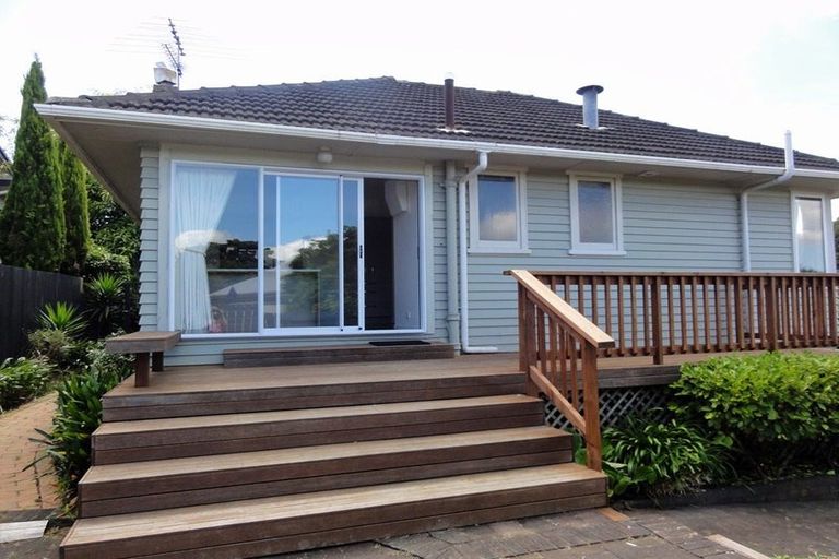Photo of property in 42 Hillcrest Avenue, Hillcrest, Rotorua, 3015