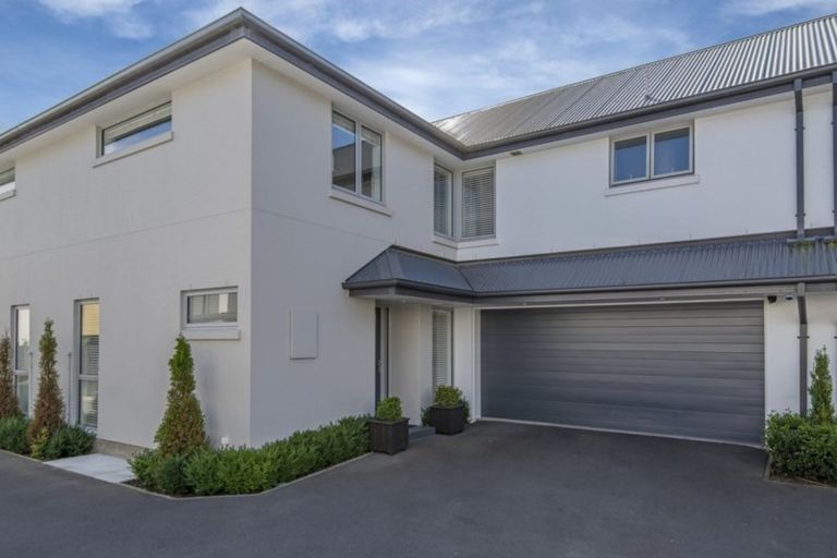 Photo of property in 998c Colombo Street, St Albans, Christchurch, 8014