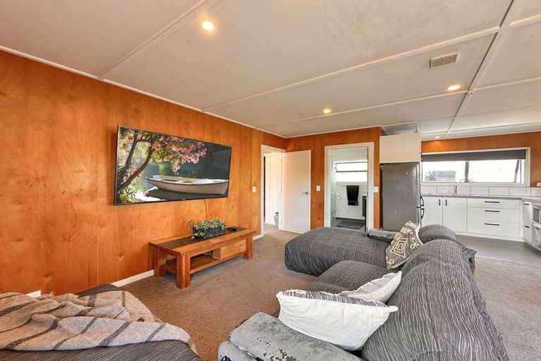 Photo of property in 8 Penstock Place, Twizel, 7901