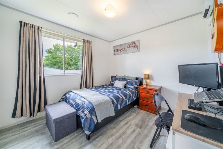 Photo of property in 15 Gawler Grove, Wainuiomata, Lower Hutt, 5014