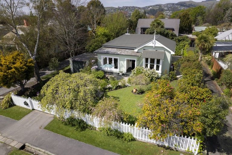 Photo of property in 12 Aylmer Street, Somerfield, Christchurch, 8024