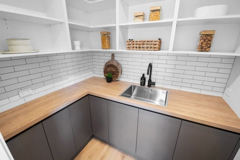 Photo of property in 96 Stationmasters Way, Prebbleton, 7604