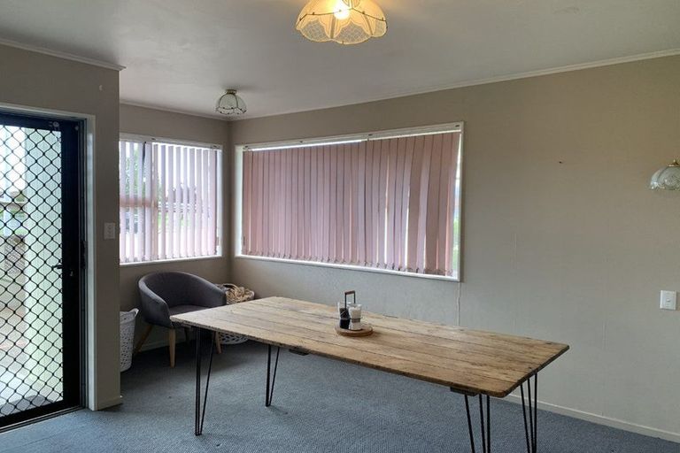 Photo of property in 173 Tait Drive, Greenmeadows, Napier, 4112