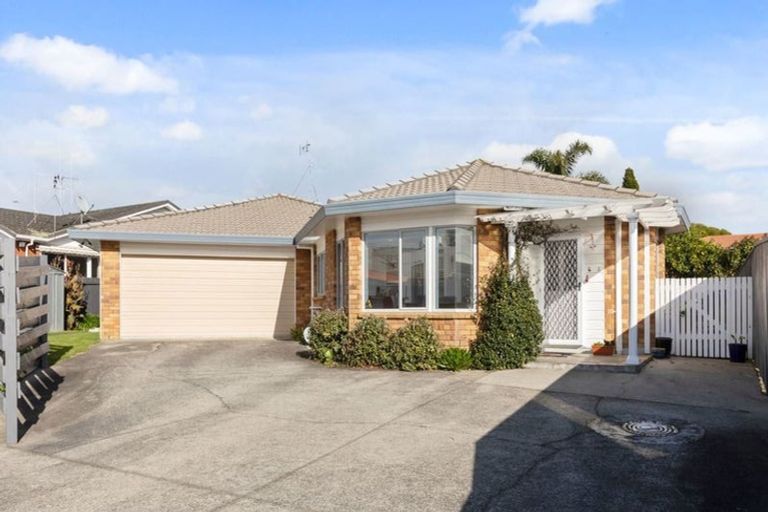 Photo of property in 304 Otumoetai Road, Otumoetai, Tauranga, 3110
