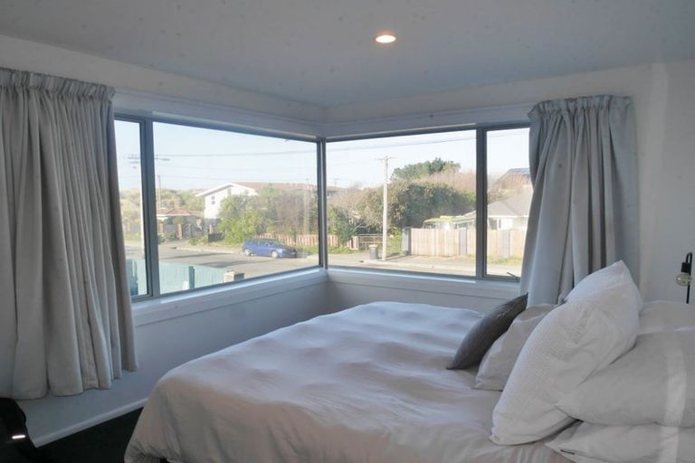 Photo of property in 14 Pacific Road, North New Brighton, Christchurch, 8083