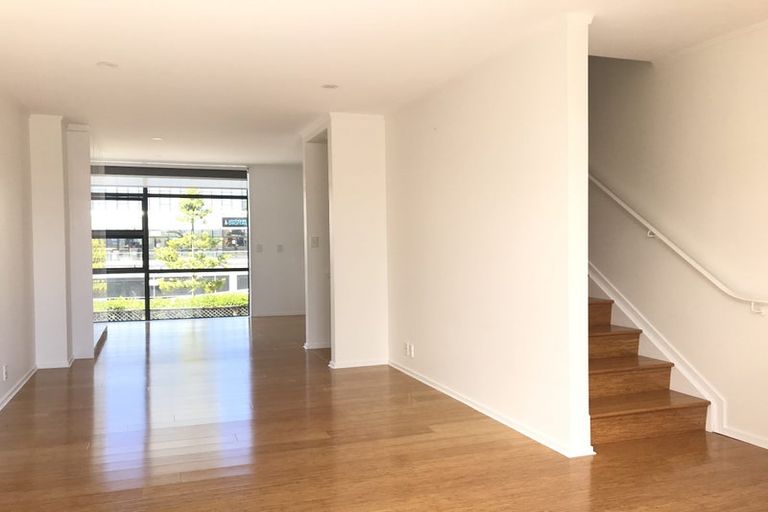 Photo of property in 35e Northcroft Street, Takapuna, Auckland, 0622
