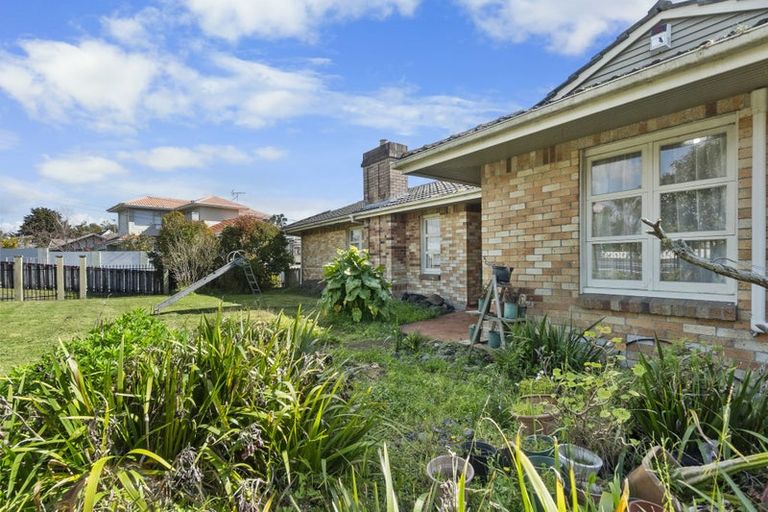 Photo of property in 100 Tuhikaramea Road, Dinsdale, Hamilton, 3204