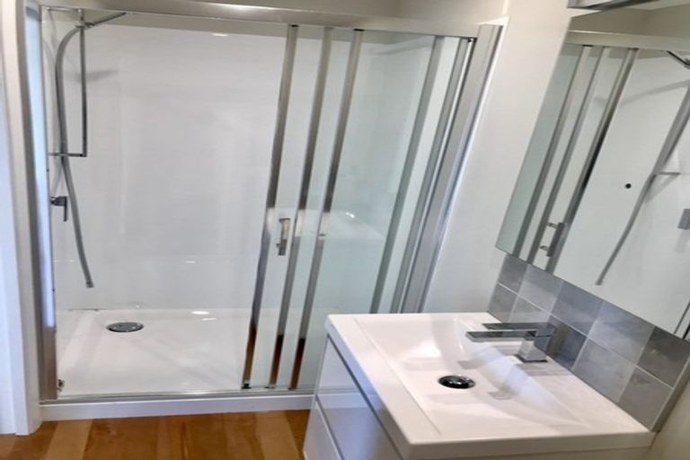 Photo of property in 1 Blue Mountains Road, Silverstream, Upper Hutt, 5019